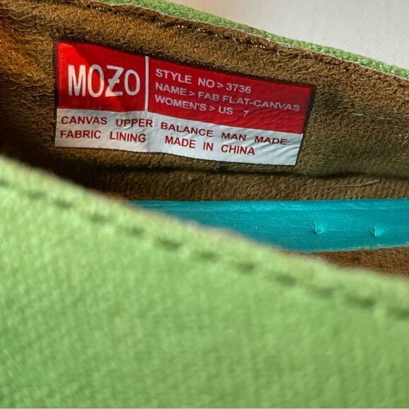 MOZO Fab Flat Canvas leaf green Mary Jane’s size 7 - Picture 2 of 9